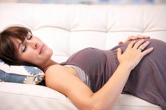 спать на спине во время беременности