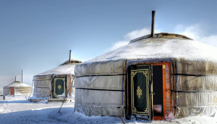 Монгольское село зимой