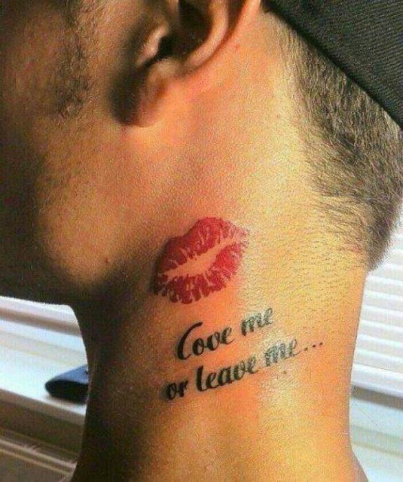 Значение тату "поцелуй"