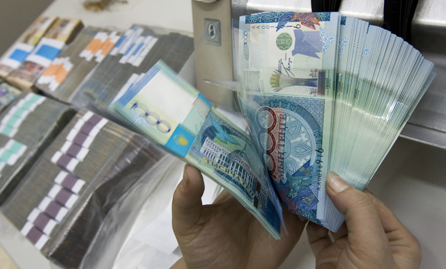 деньги в Казахстане