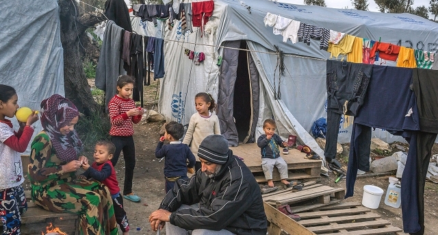беженцы в палаточном лагере