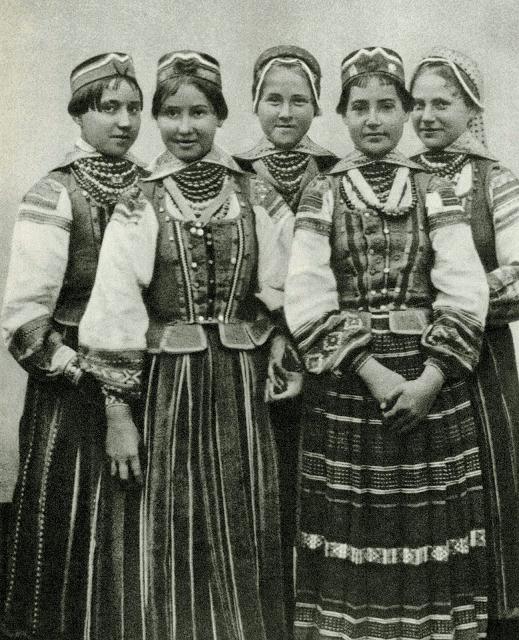 белорусский национальный женский костюм