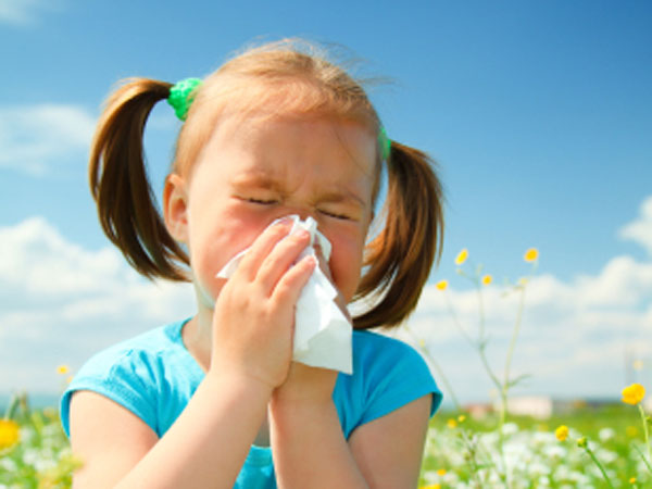 Аллергический насморк у ребенка