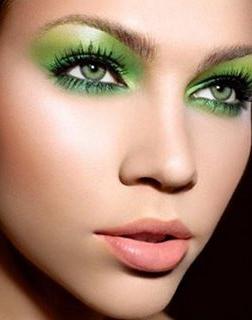 Зеленый цвет глаз