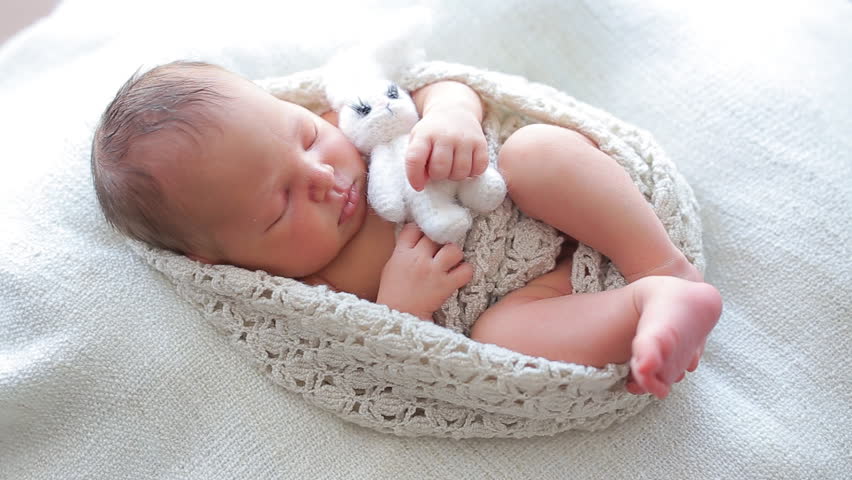 Как усыпить новорожденного ребенка? Эффективные способы быстро укачать малыша