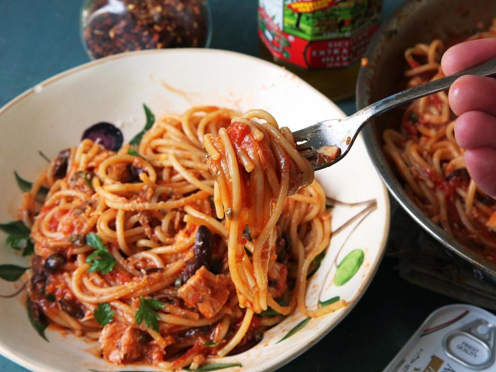 Томатный соус для спагетти из томатной пасты: рецепт приготовления, ингредиенты