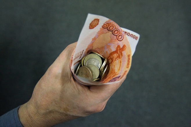 минимальный прожиточный минимум пенсионера в москве
