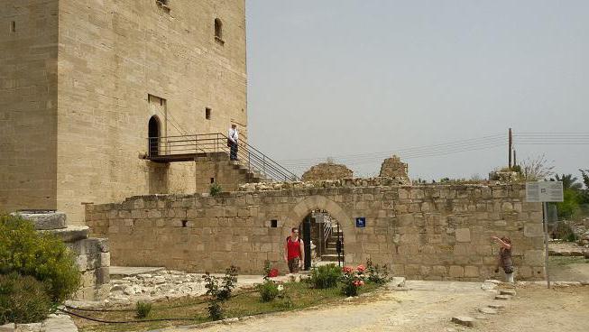 Замок колосси кипр