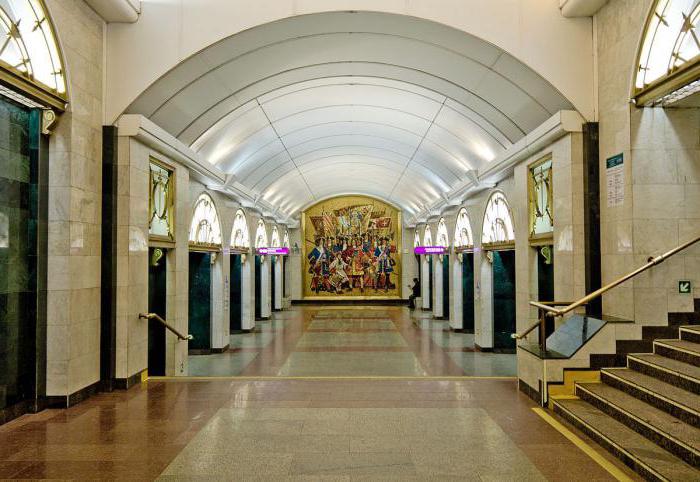 звенигородская станция метро 