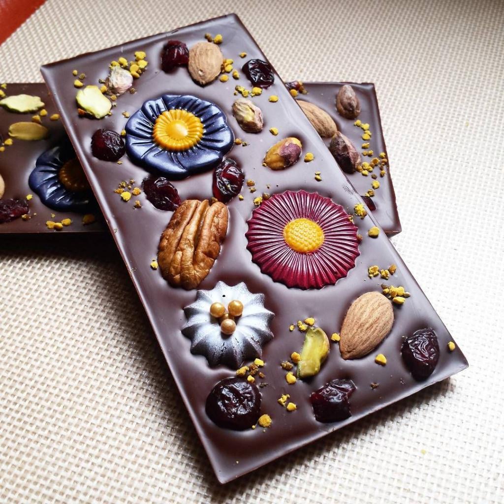 Чем отличается горький шоколад от темного: состав, сходство и различия, полезные свойства