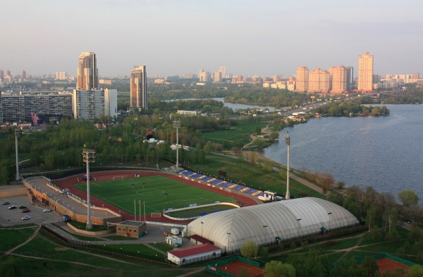 Стадион "Янтарь"