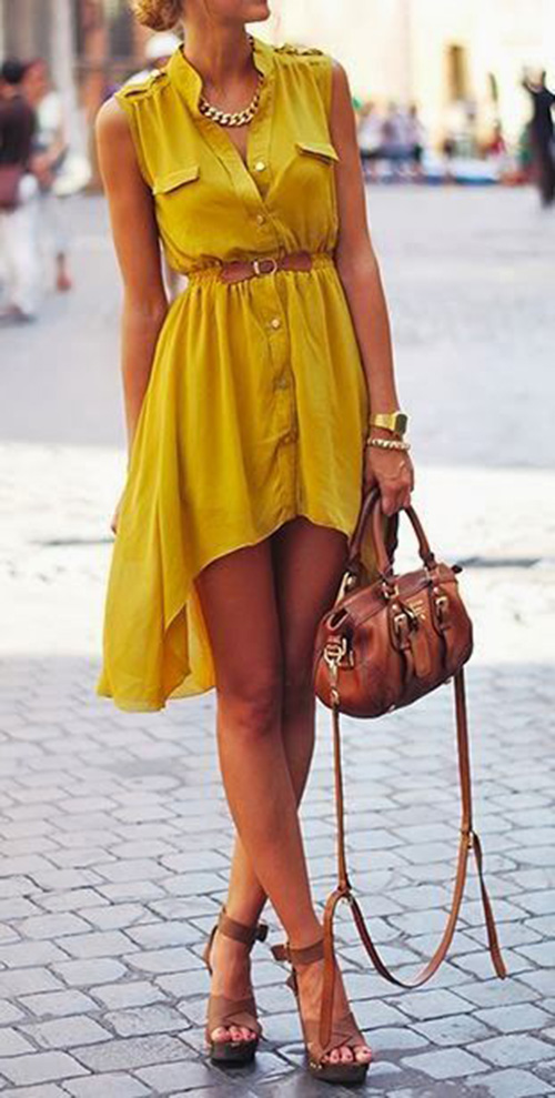 девушка в ассиметричном желтом платье