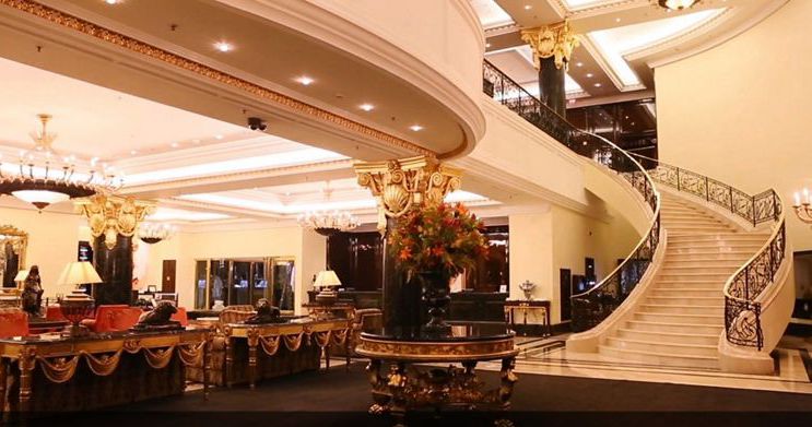 The Ritz-Carlton Lobby Lounge в отеле Ритц Карлтон