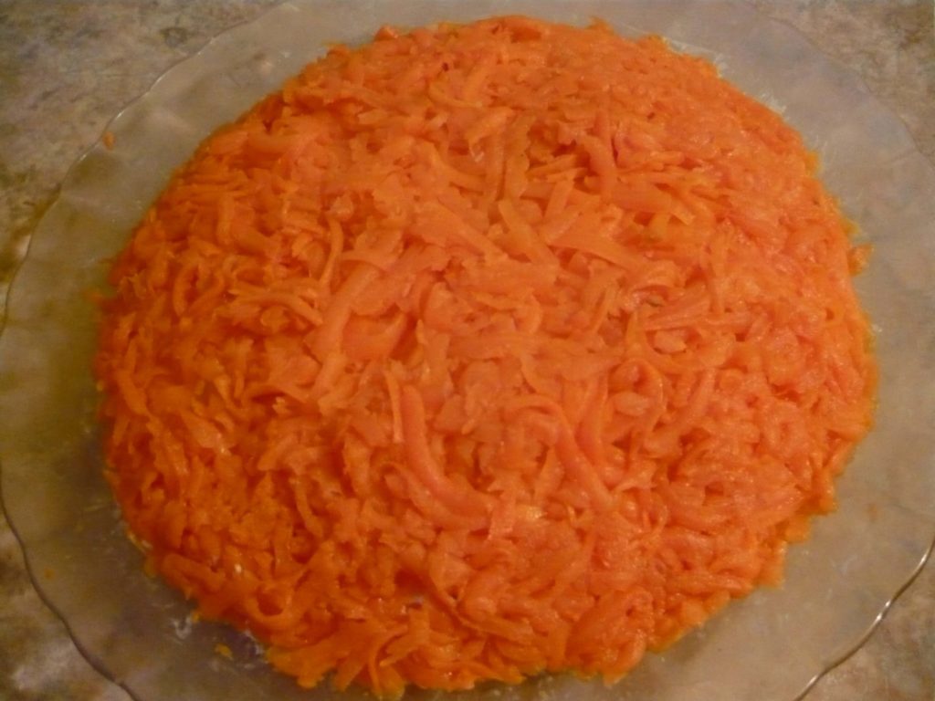 слой морковки