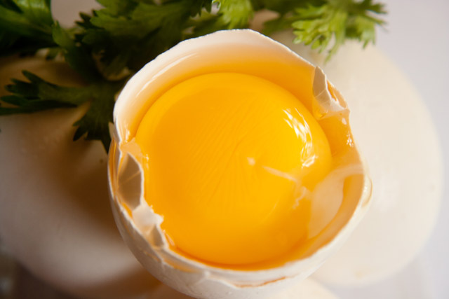желток яйца