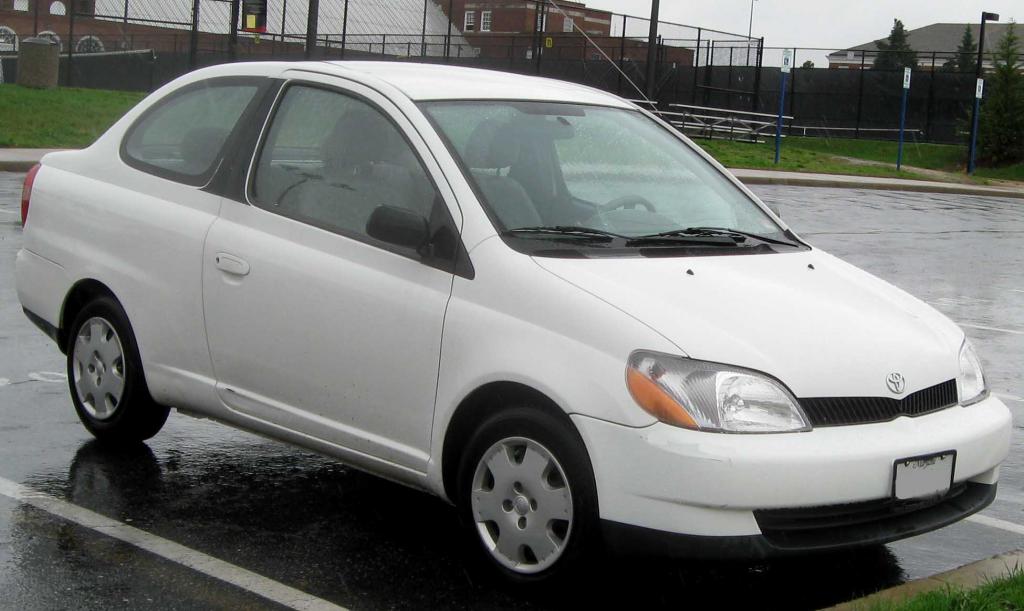 «Тойота-Платц»: отзывы, описание автомобиля, технические характеристики