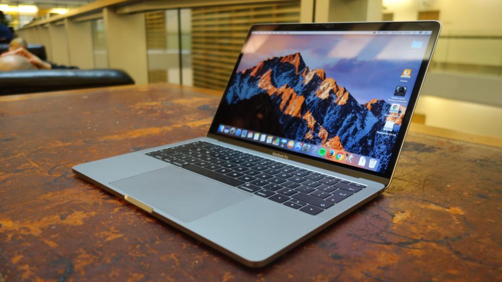 хороший ноутбук Apple MacBook Pro 13