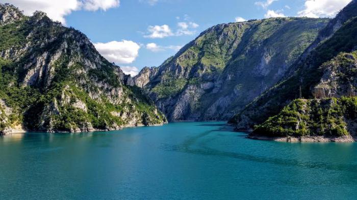 Пивское озеро, Черногория: как добраться?