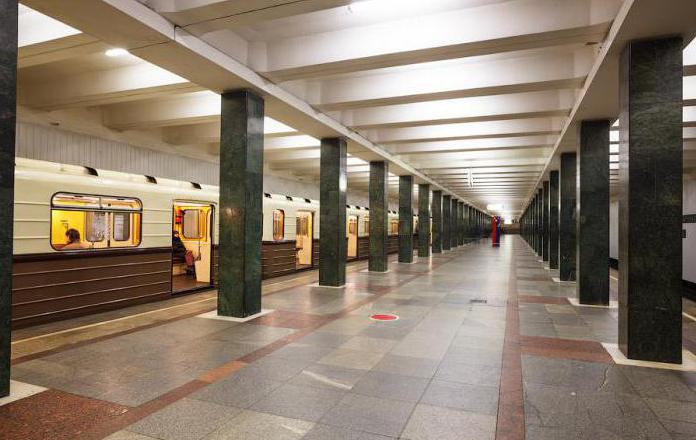 Станция метро "Преображенская площадь".