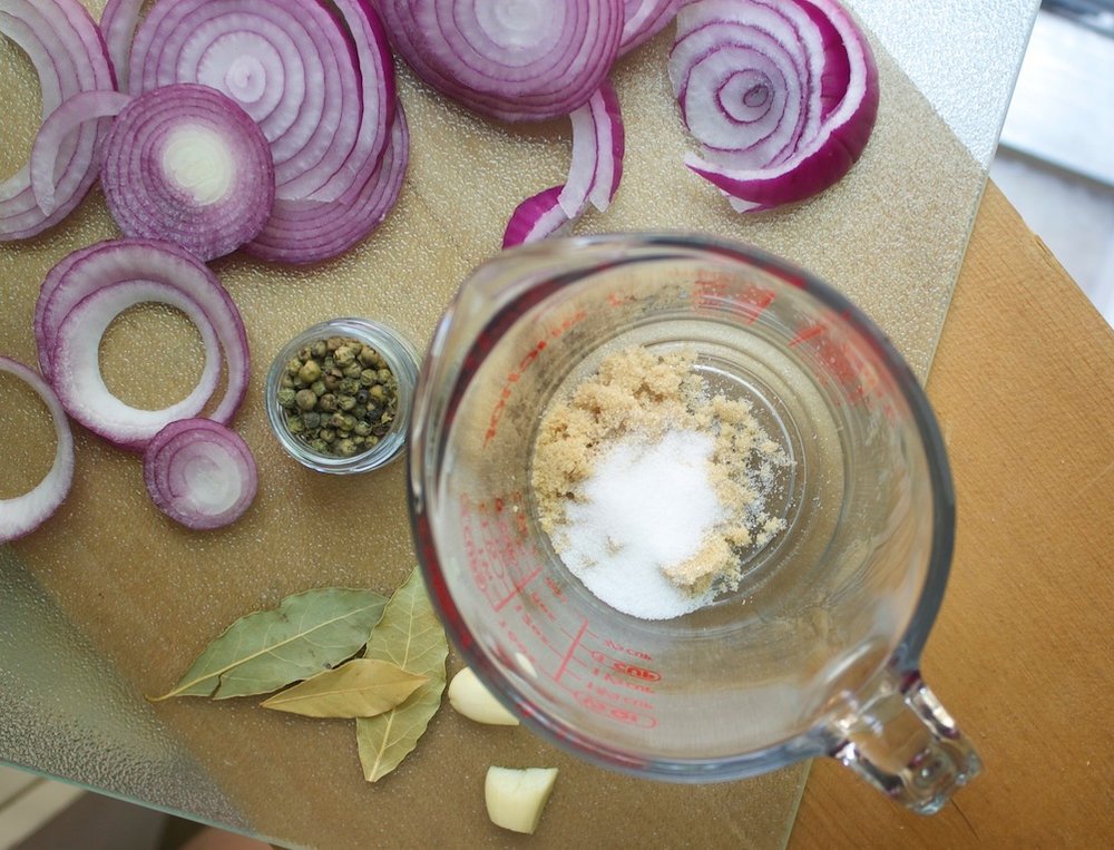 как замариновать лук для салата