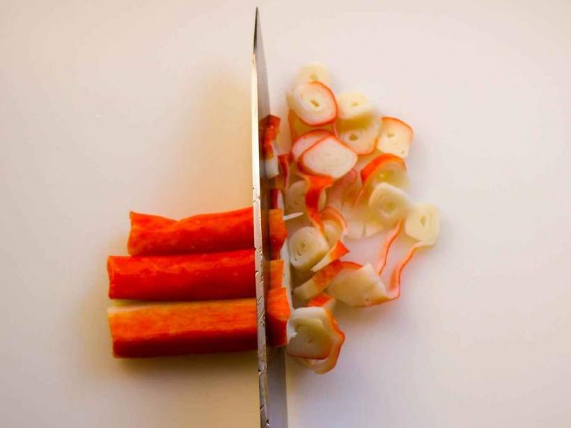 Тарталетки с ананасами и крабовыми палочками: подбор ингредиентов и рецепты приготовления