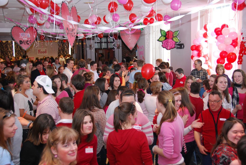 праздник "День святого Валентина" в школе