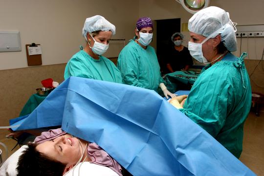 Эпидуральная операция при кесаревом сечении