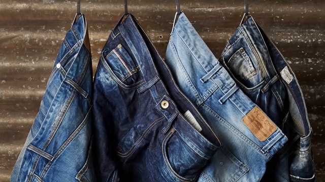 Что сделать, чтобы джинсы не красились при носке? Как отличить оригинальные джинсы от подделки