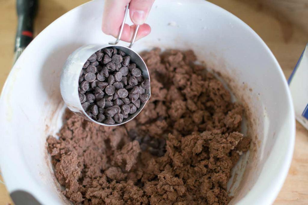Как приготовить печенье с шоколадной крошкой