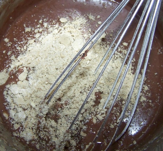 Рецепт шоколадного манника на молоке