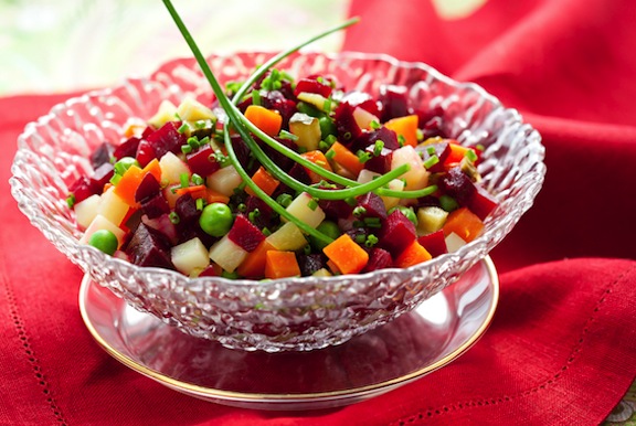 салат из свеклы с овощами