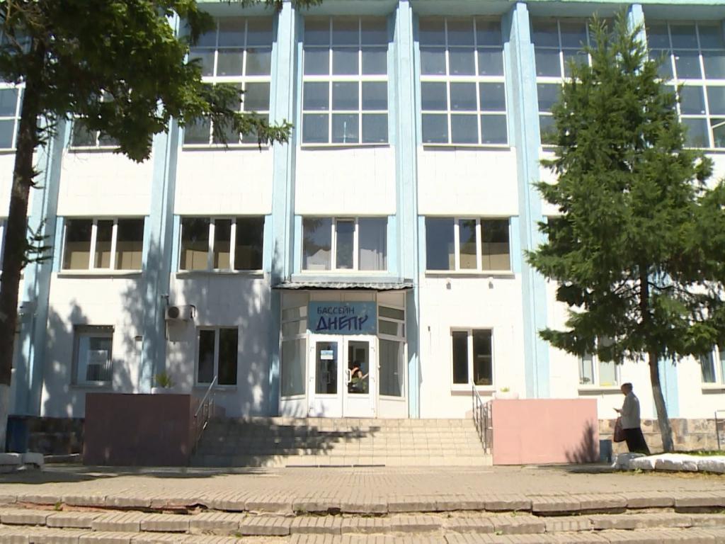 Здание бассейна "Днепр" Смоленск