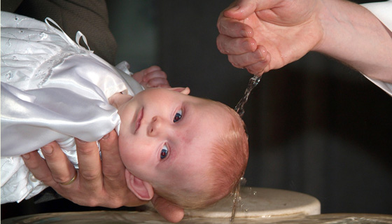 Заливание при Крещении