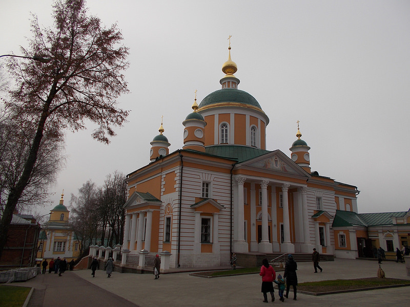 Покровский собор монастыря в Хотьково