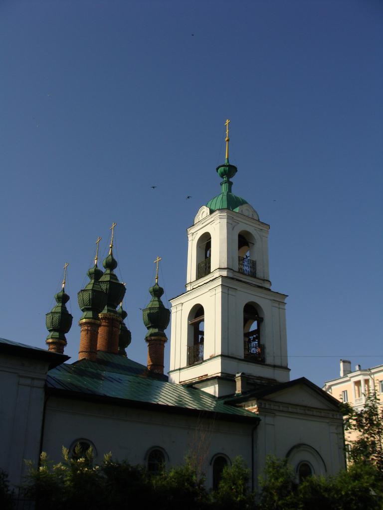 Православная церковь с колокольней