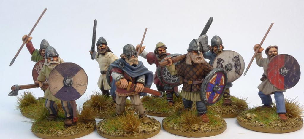 Могучие викинги увековечены в фигурках