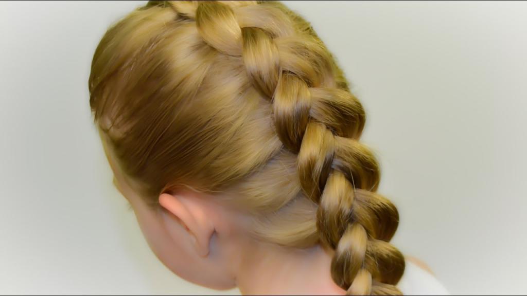 Плетение кос на среднюю длину волос: способы, идеи и фото