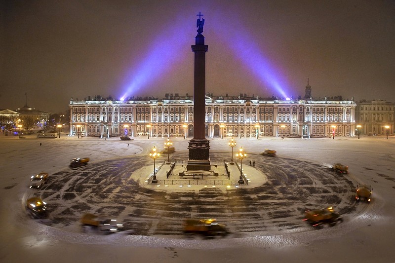 Зимняя Дворцовая площадь