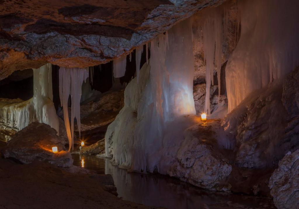 Красота Пинежских пещер