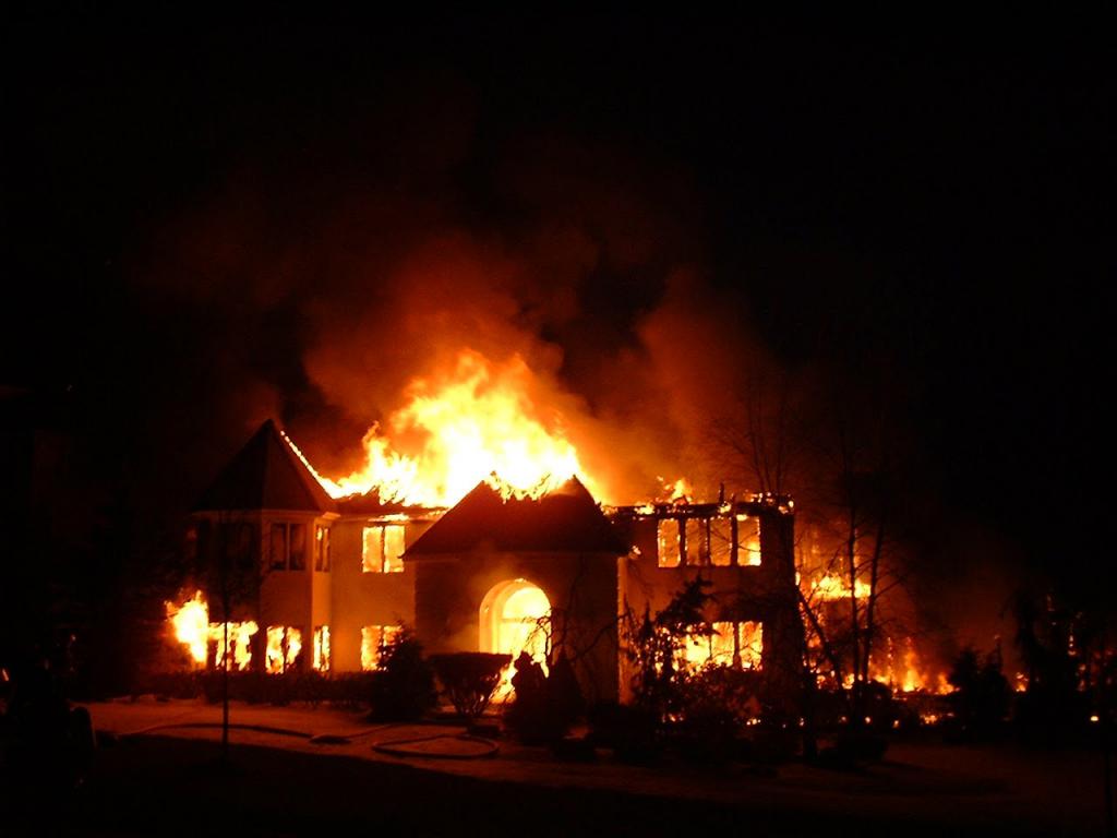 горящие дома