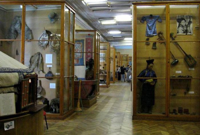 музей кунсткамера в петербурге