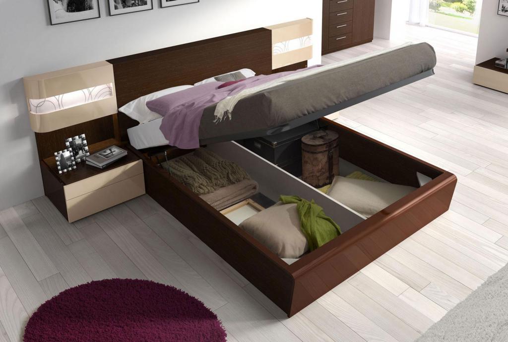 Кровать с местом для хранения