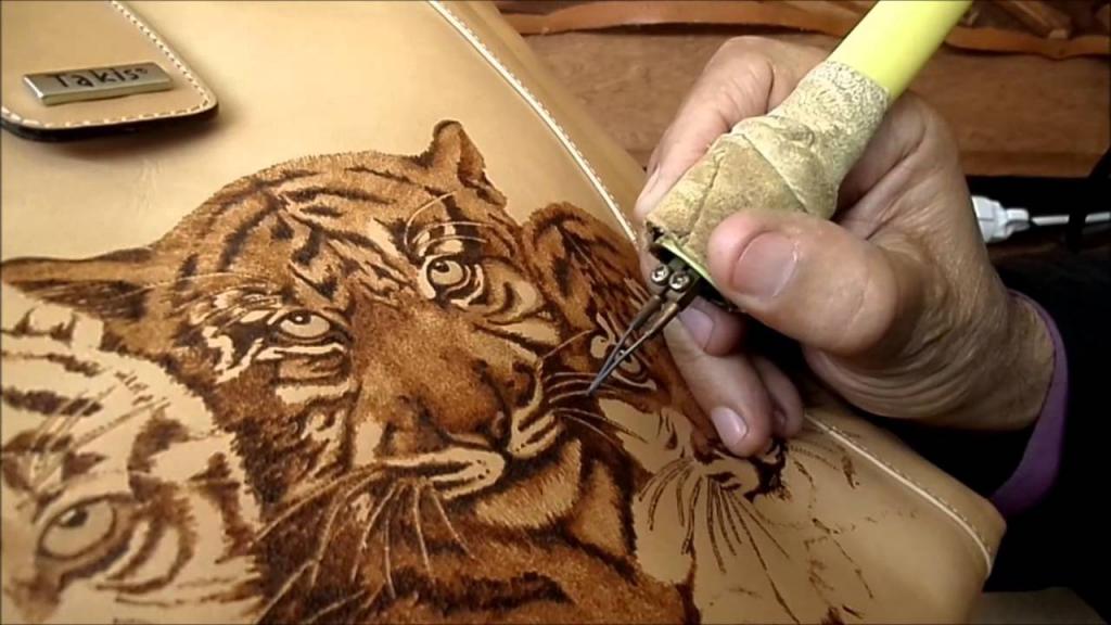 Тигр пирография