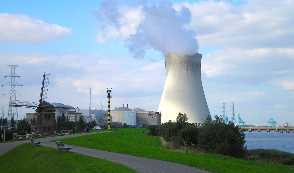 Атомная электростанция в Германии