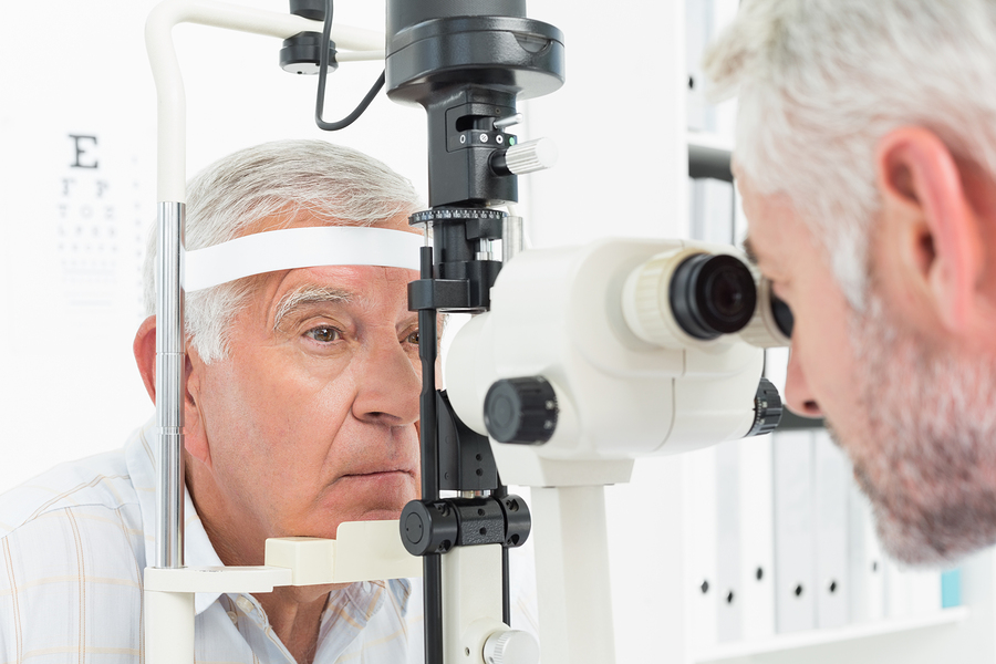 Диагностика глаукомы у пожилого пациента.