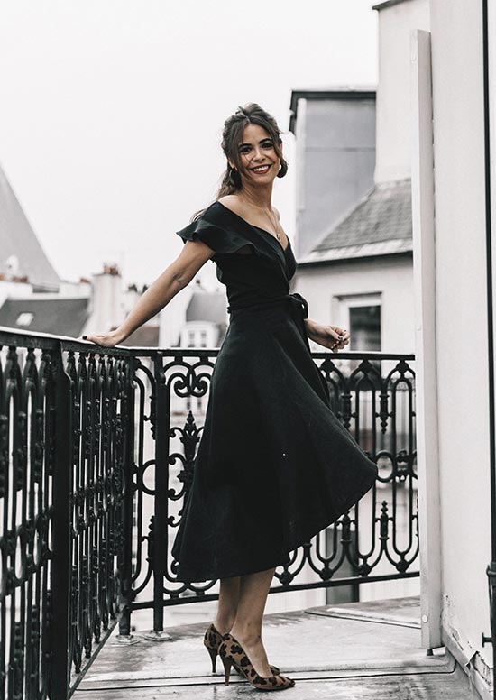 Элегантное черное платье.