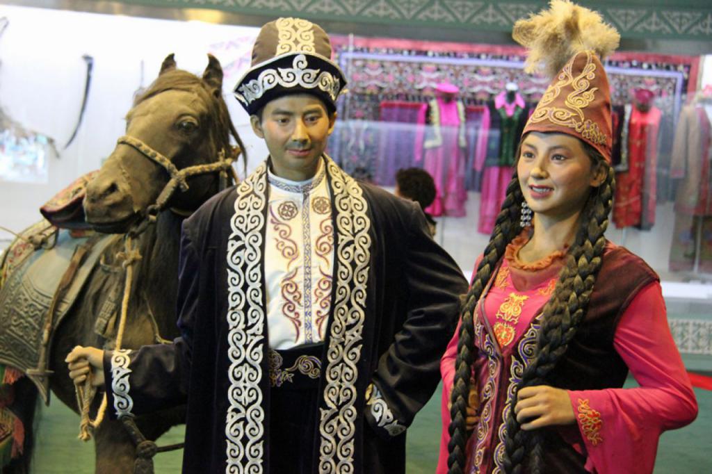 Казахские манекены