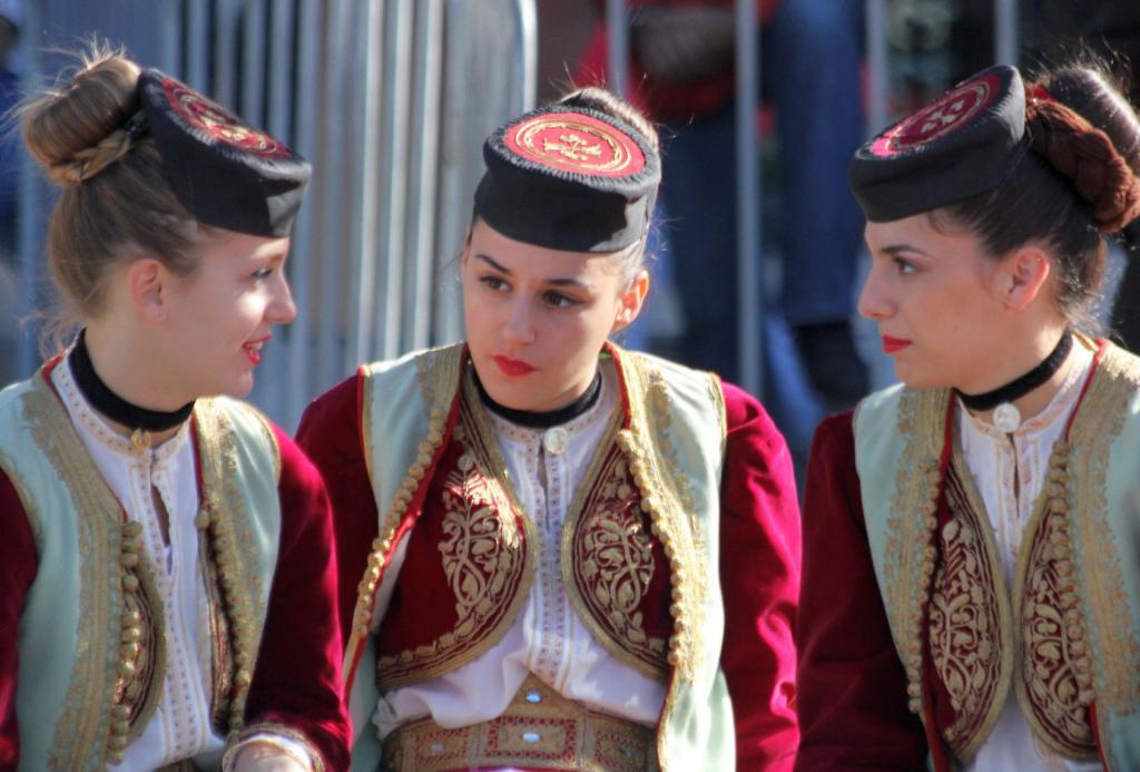 Черногорские девушки