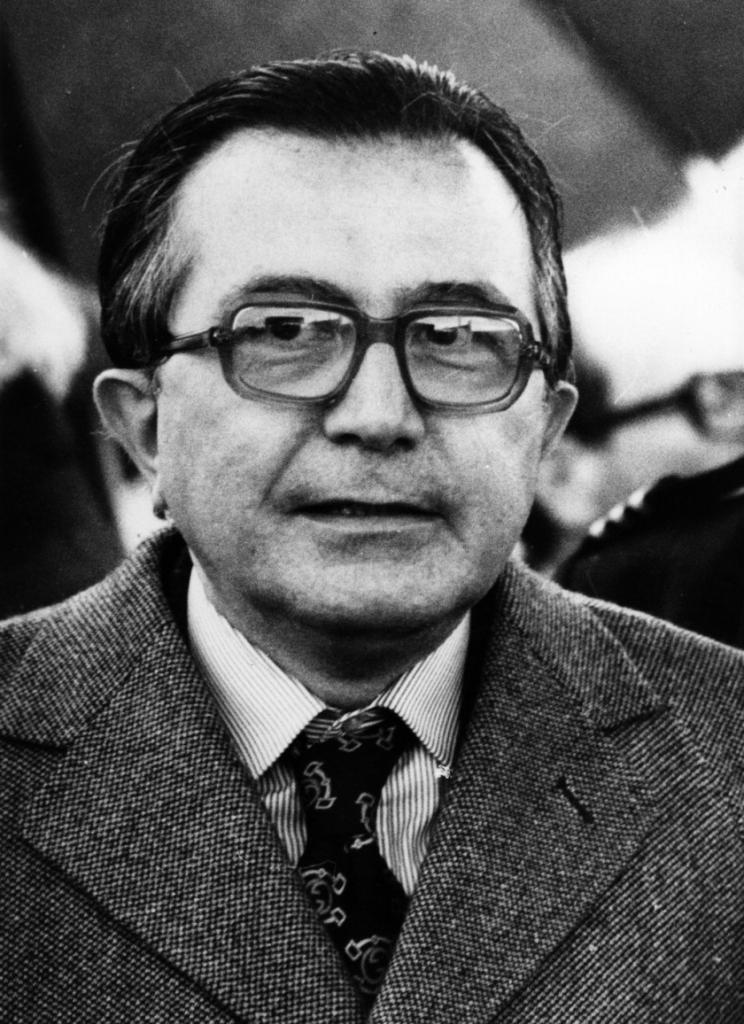 Андреоти в 1977 году
