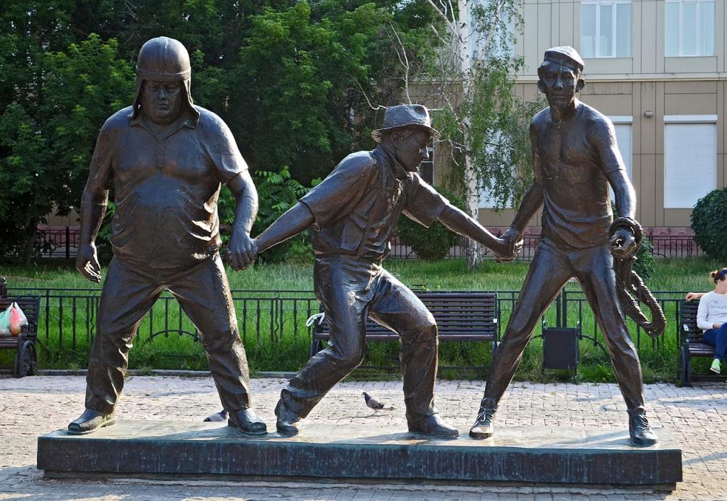 Памятник в Иркутске